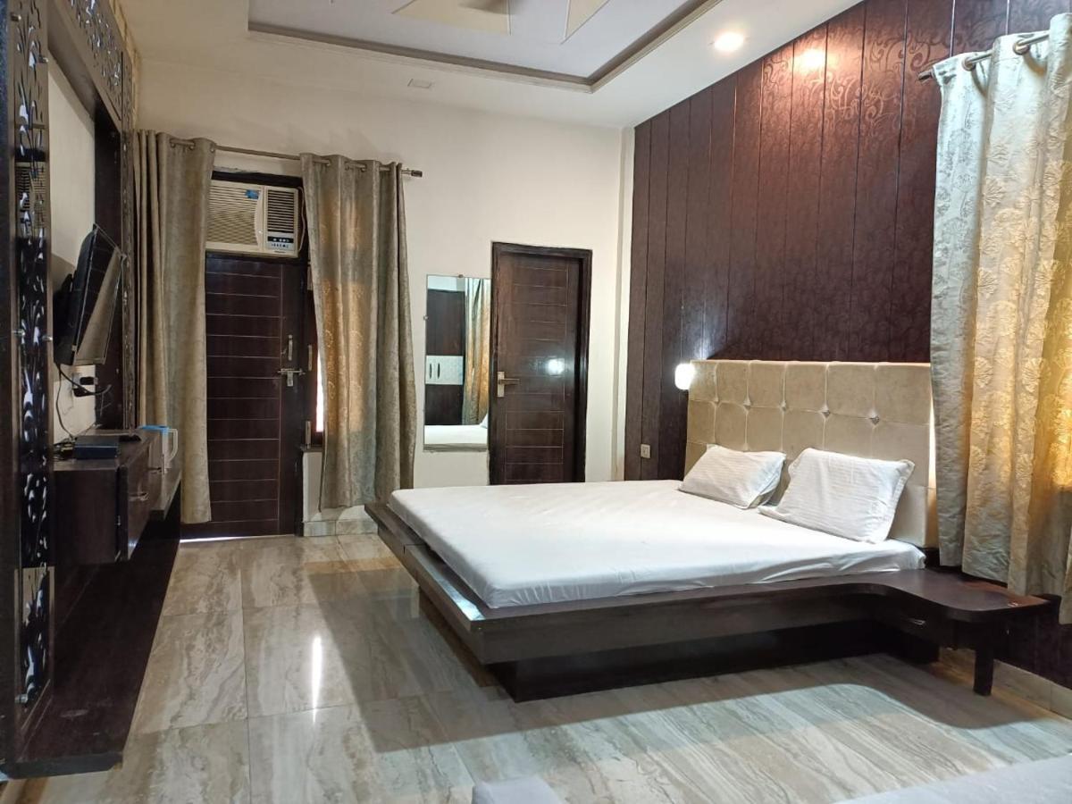 Hotel Prakash Regency Hapur ภายนอก รูปภาพ