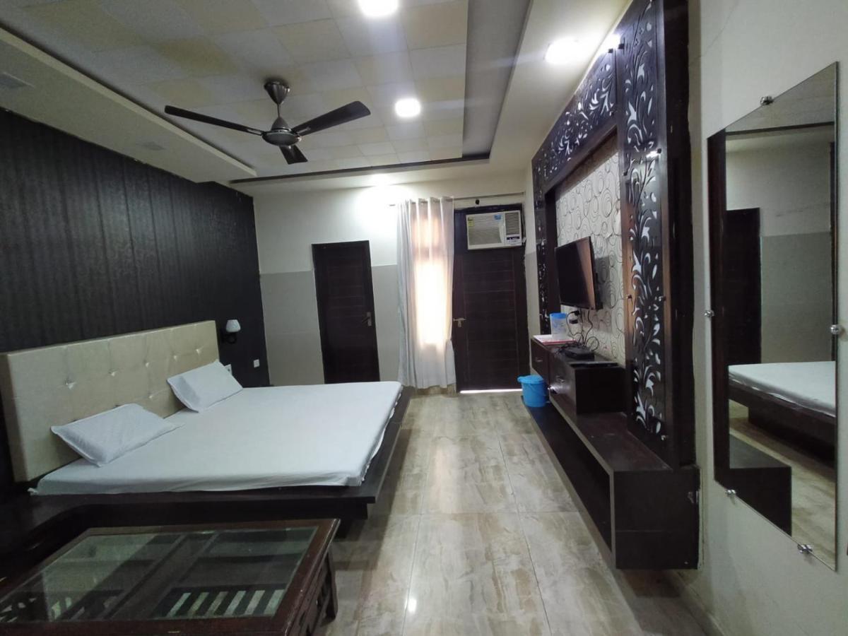 Hotel Prakash Regency Hapur ภายนอก รูปภาพ