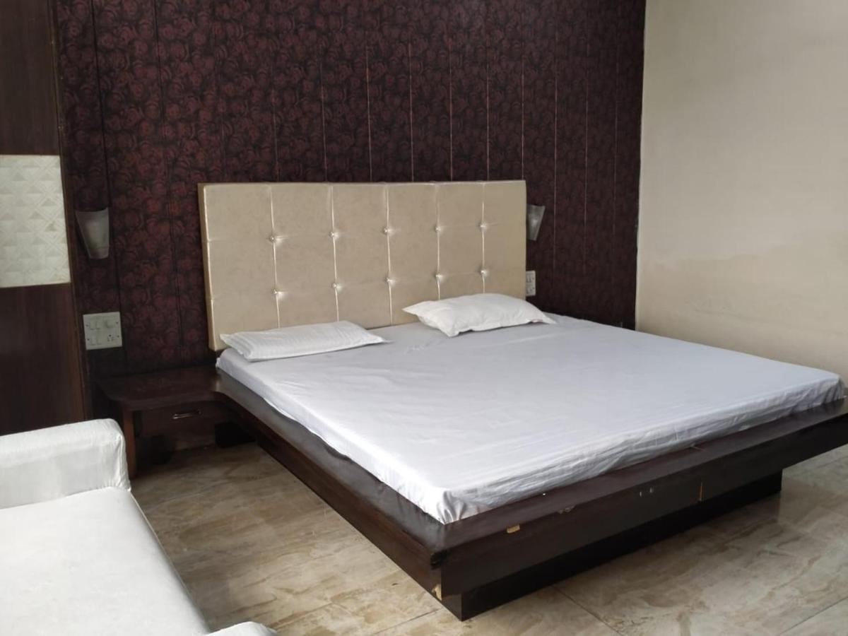 Hotel Prakash Regency Hapur ภายนอก รูปภาพ