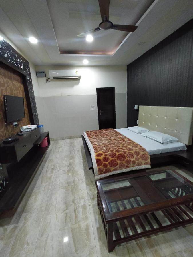 Hotel Prakash Regency Hapur ภายนอก รูปภาพ