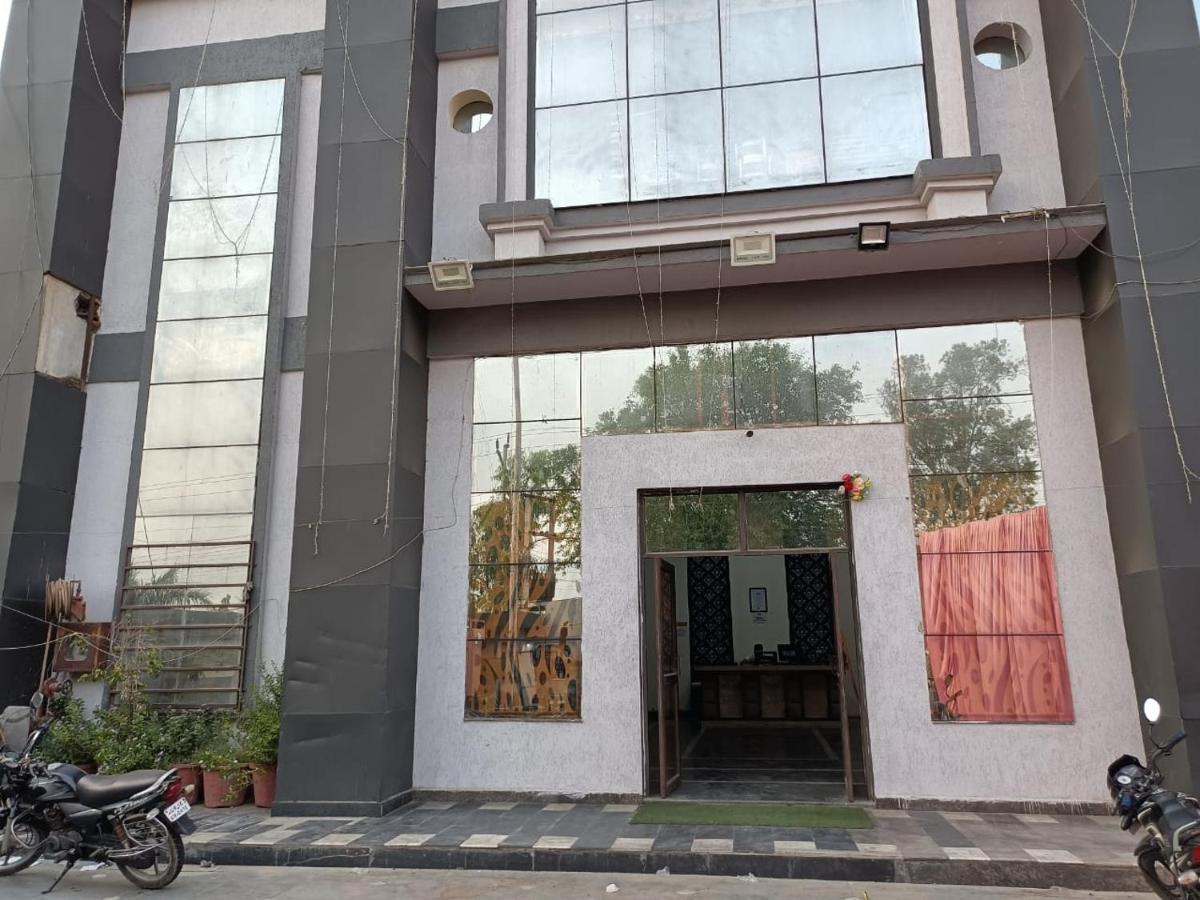 Hotel Prakash Regency Hapur ภายนอก รูปภาพ